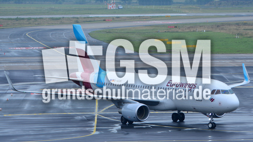 Airbus A320-214_4.jpg